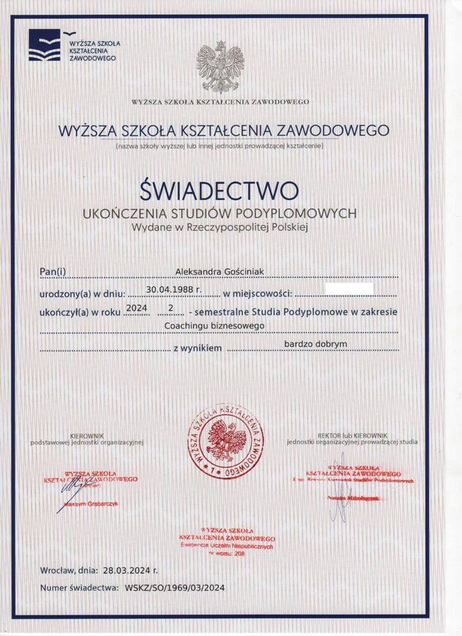 Świadectwo ukończenia przez Olę Gościniak studiów podyplomowych z coachingu biznesowego w 2024 roku